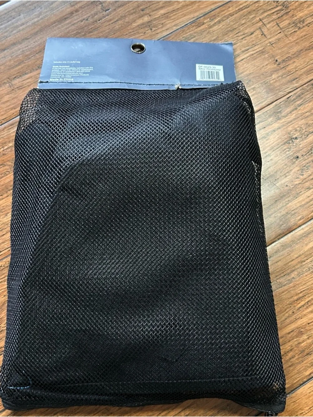 NWT Glacier’s Edge 30” Black Duffle Bag